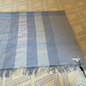 Cashmere blanket